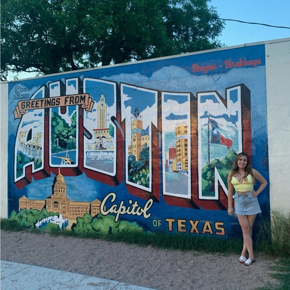 Meet your Posher, Eileen - Picture 3 of 4